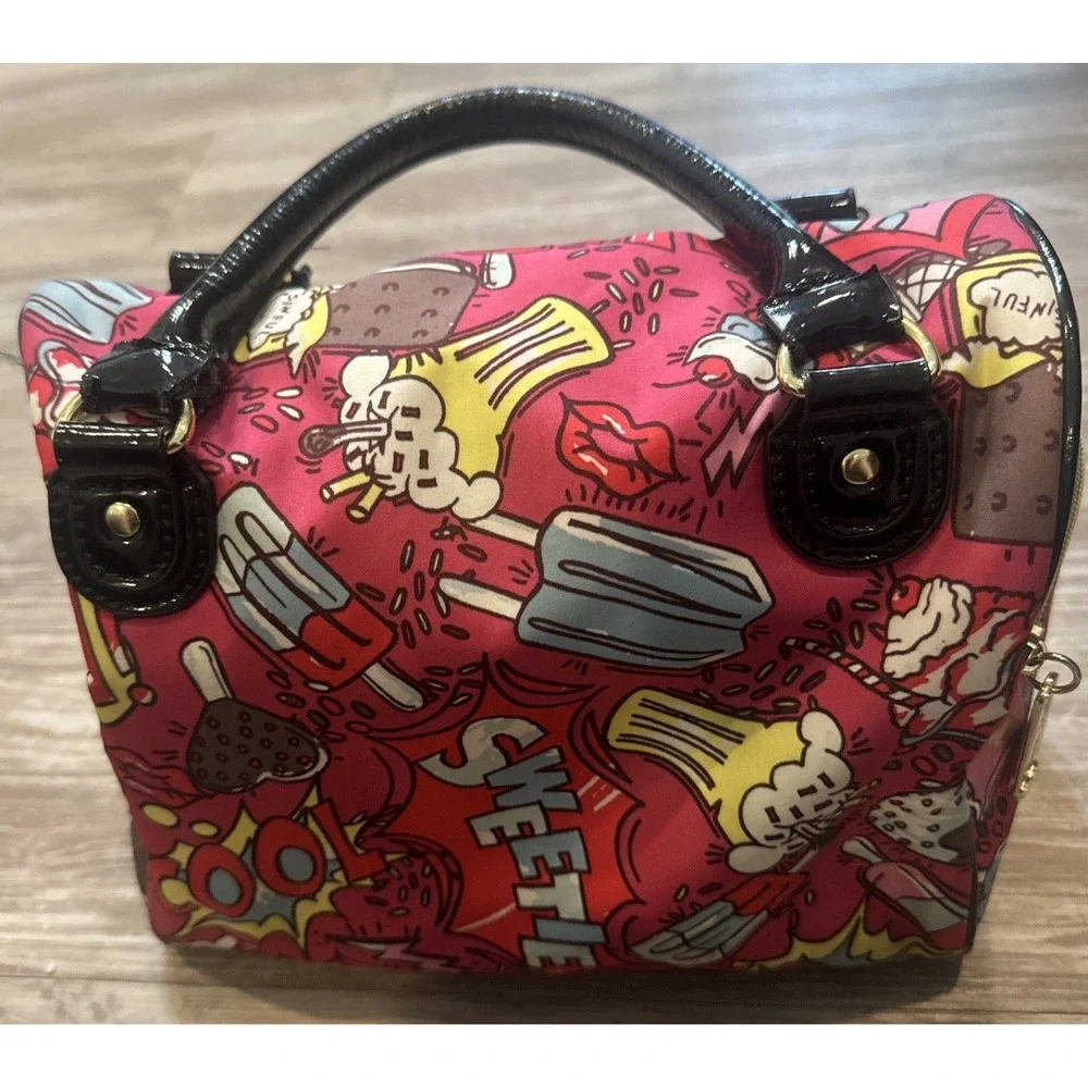 Betsey Johnson Women's Cosmetic‎ Or Cooler Bag - Ice Cream Sweetie theme